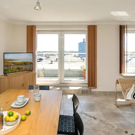 Penthouse F23